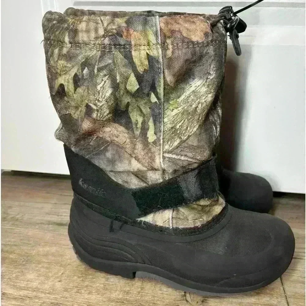 Kamik velcro right